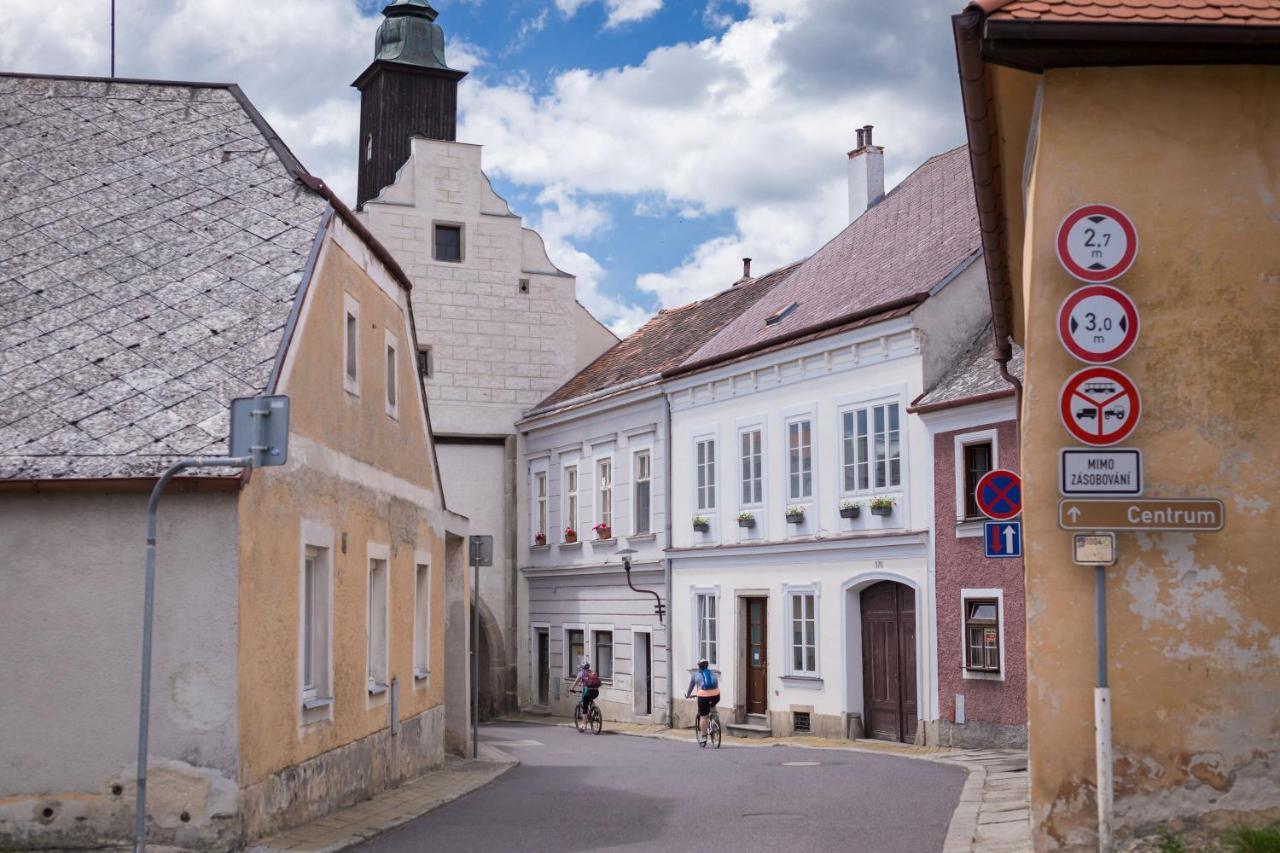 Penzion U Dacicke Brany Slavonice Buitenkant foto